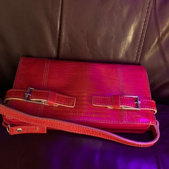 Kenneth Cole clutch - Picture 2 of 2